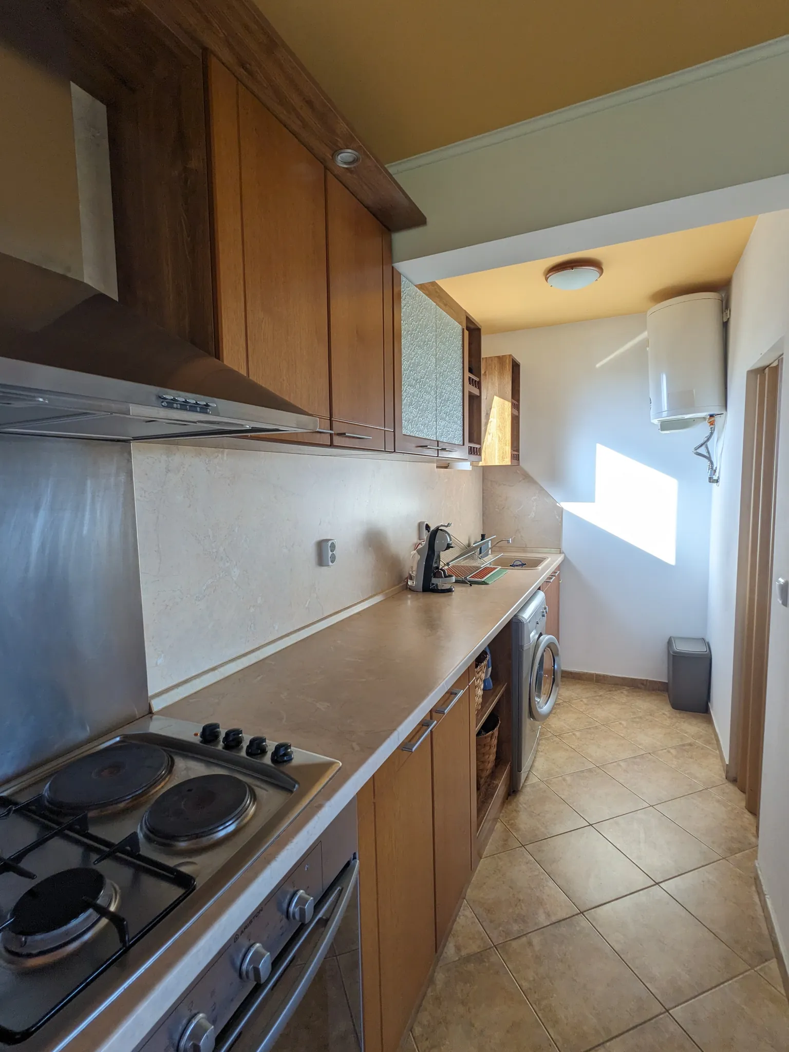Bright Kitchen