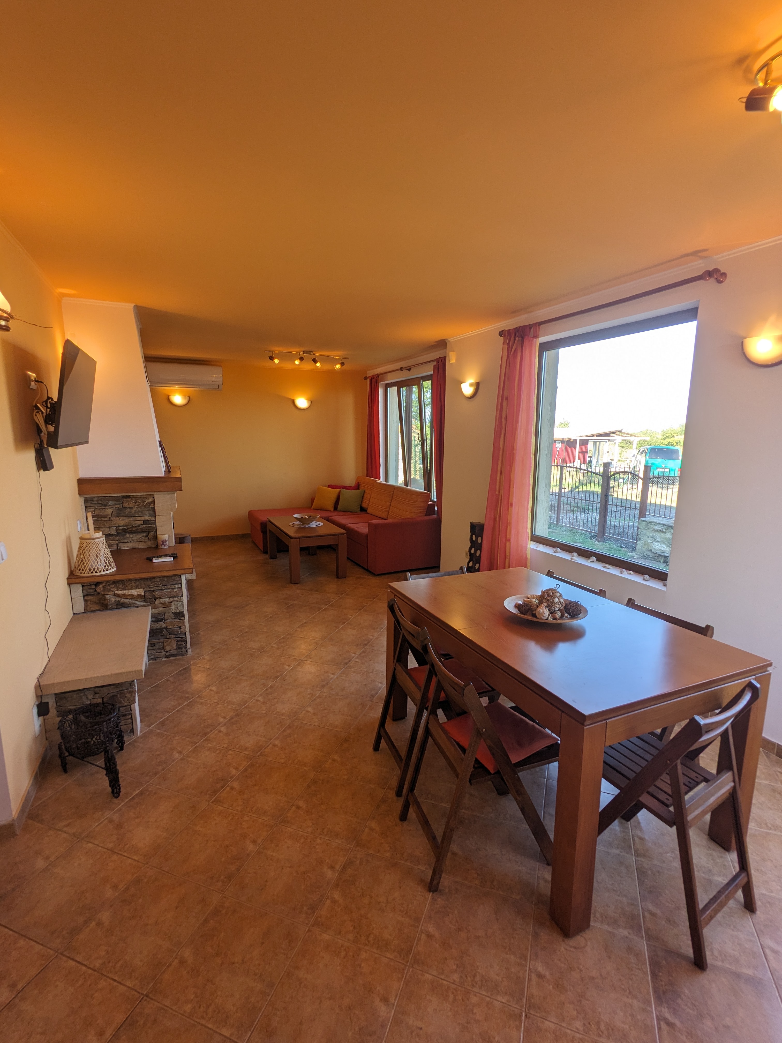 Living room alternative view